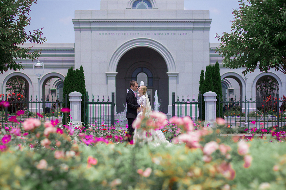 Sacramento LDS Temple Wedding by Adrienne & Dani Photography