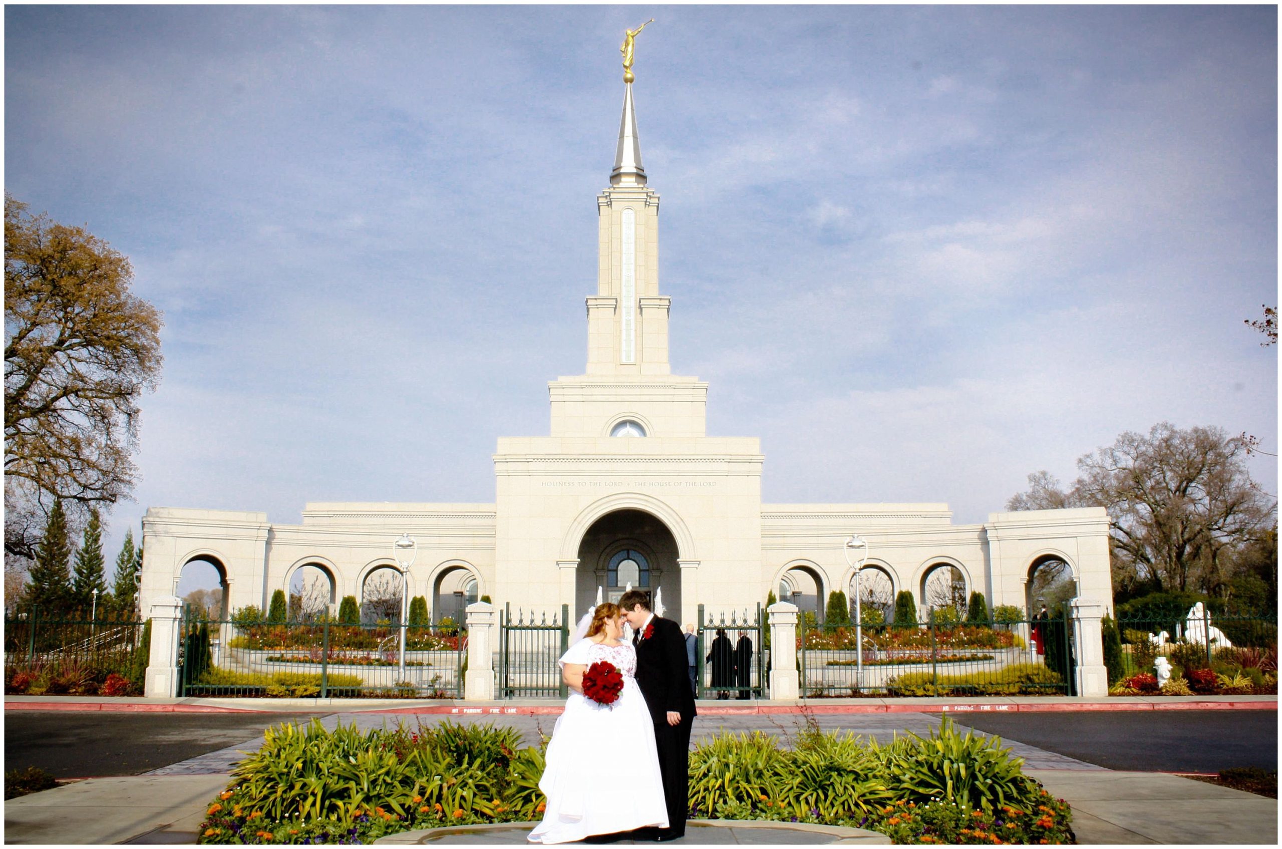 Sacramento Mormon Temple Wedding by Adrienne and Dani Photography