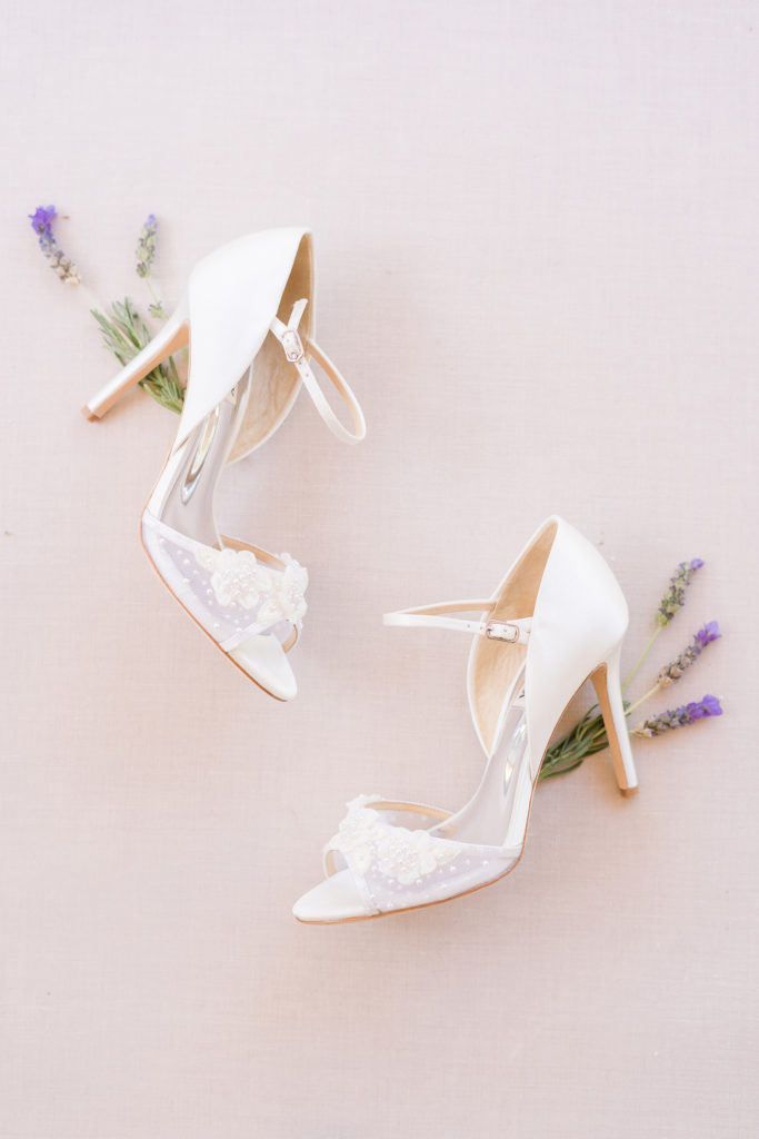 badgley mischka bridal wedding shoes with lavender