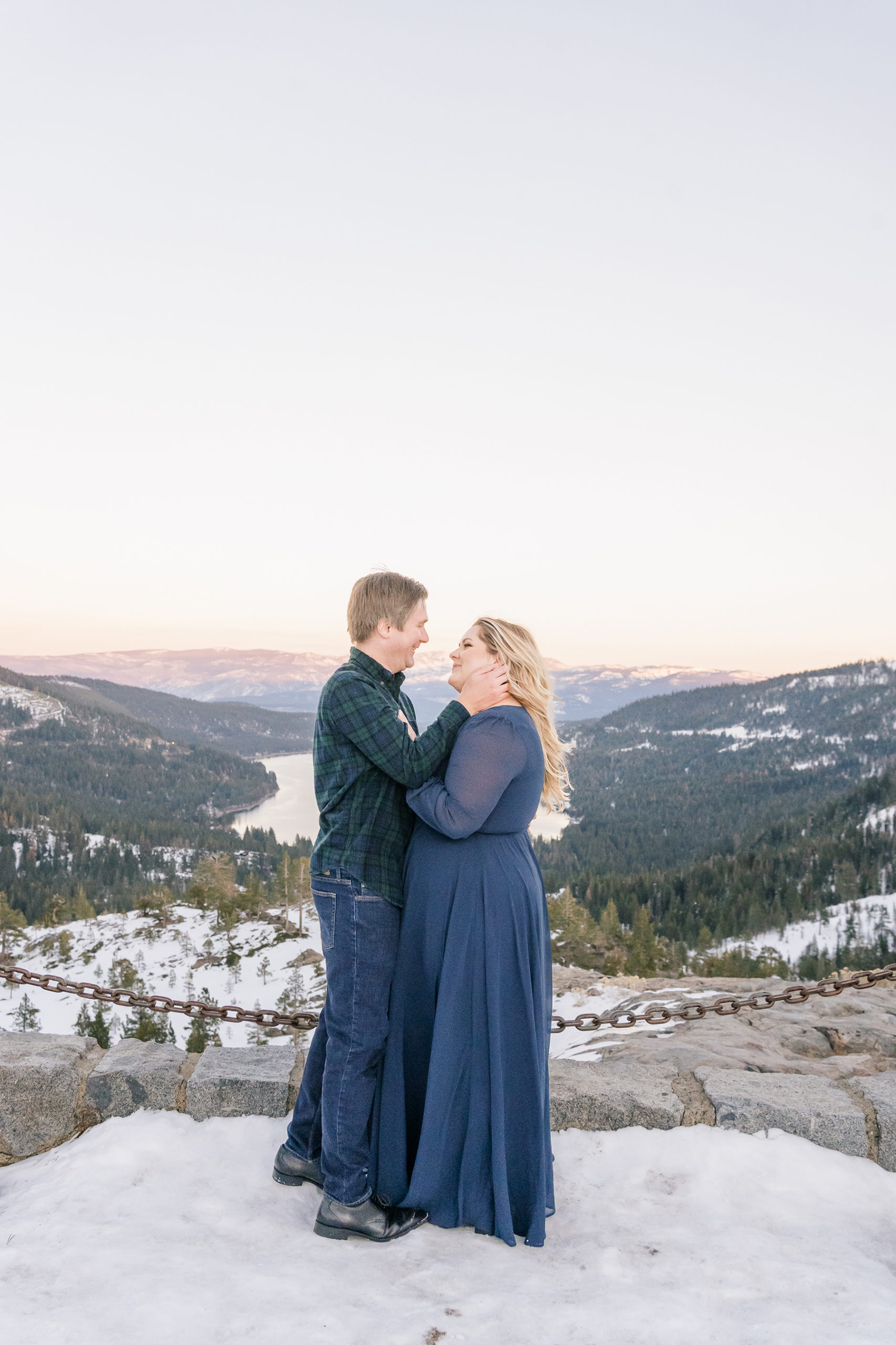snowy couples portraits donner summit overlook by adrienne and dani photography