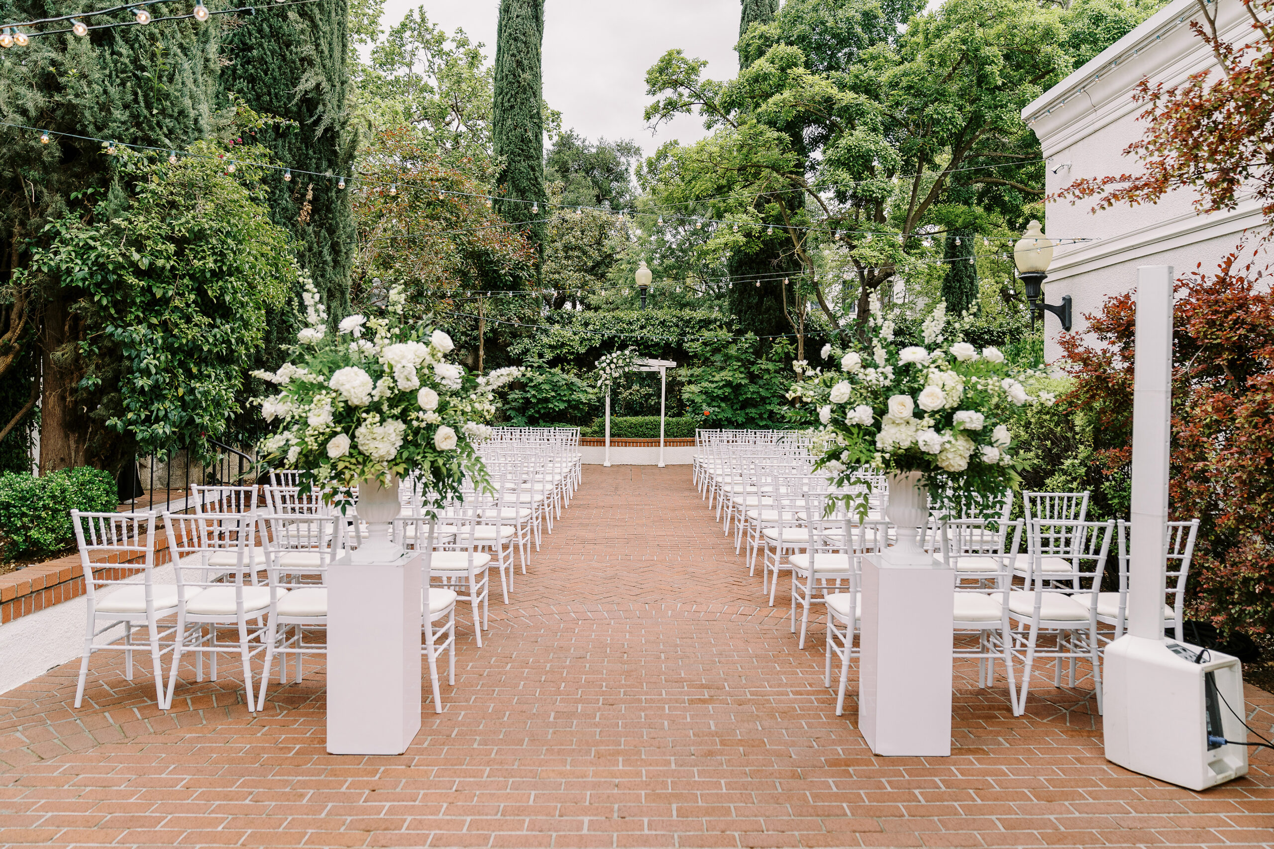 an all white ceremony set up at the downtown sacramento wedding venue Vizcaya