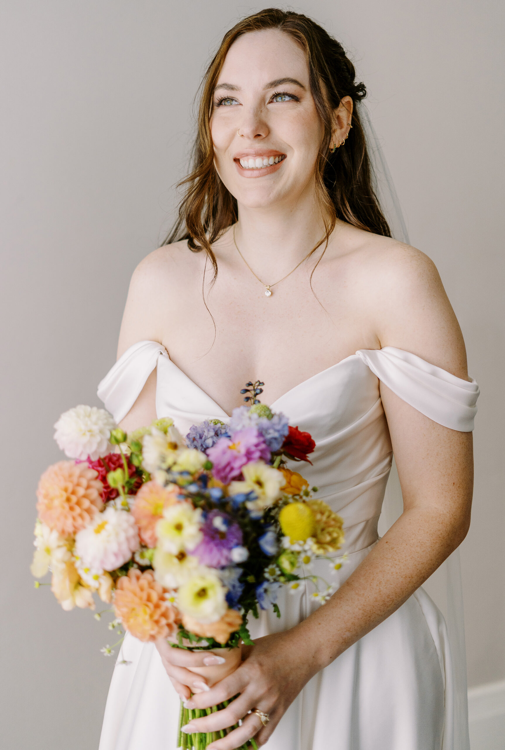 a bridal portrait at Vizcaya photographed by Sacramento wedding photographers
