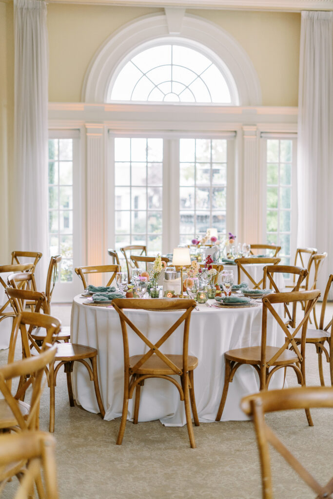 Reception table decor at Vizcaya photographed by Sacramento wedding photographers