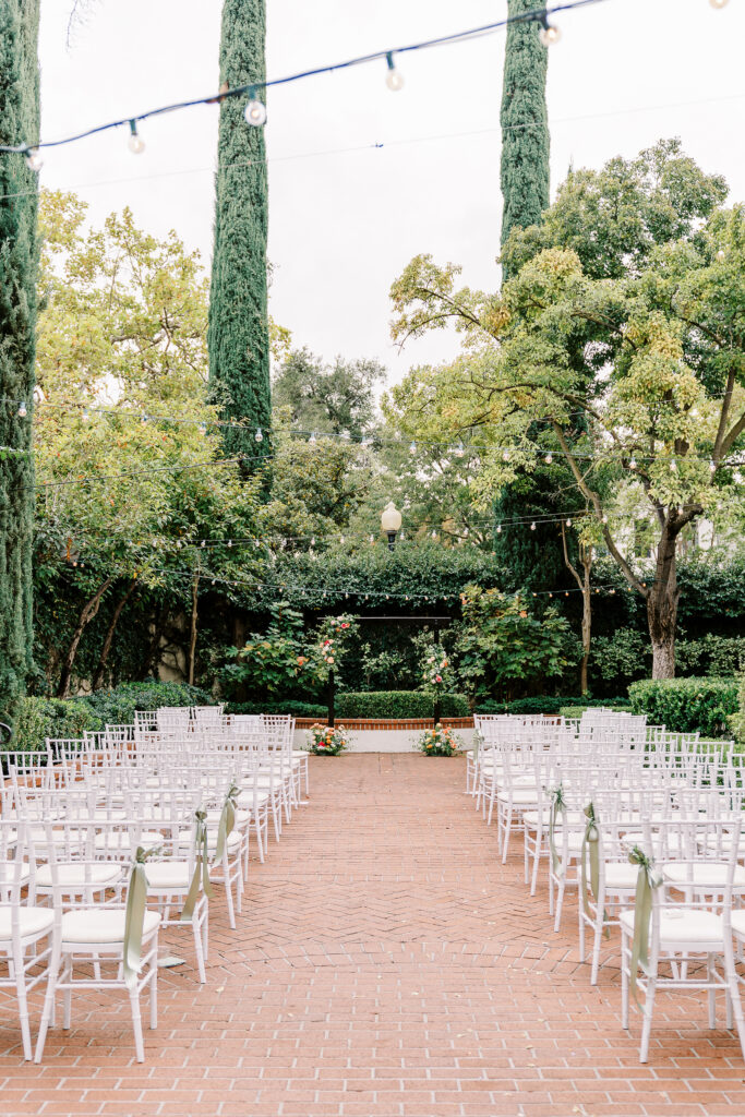 courtyard ceremony decor at Vizcaya photographed by Sacramento wedding photographers