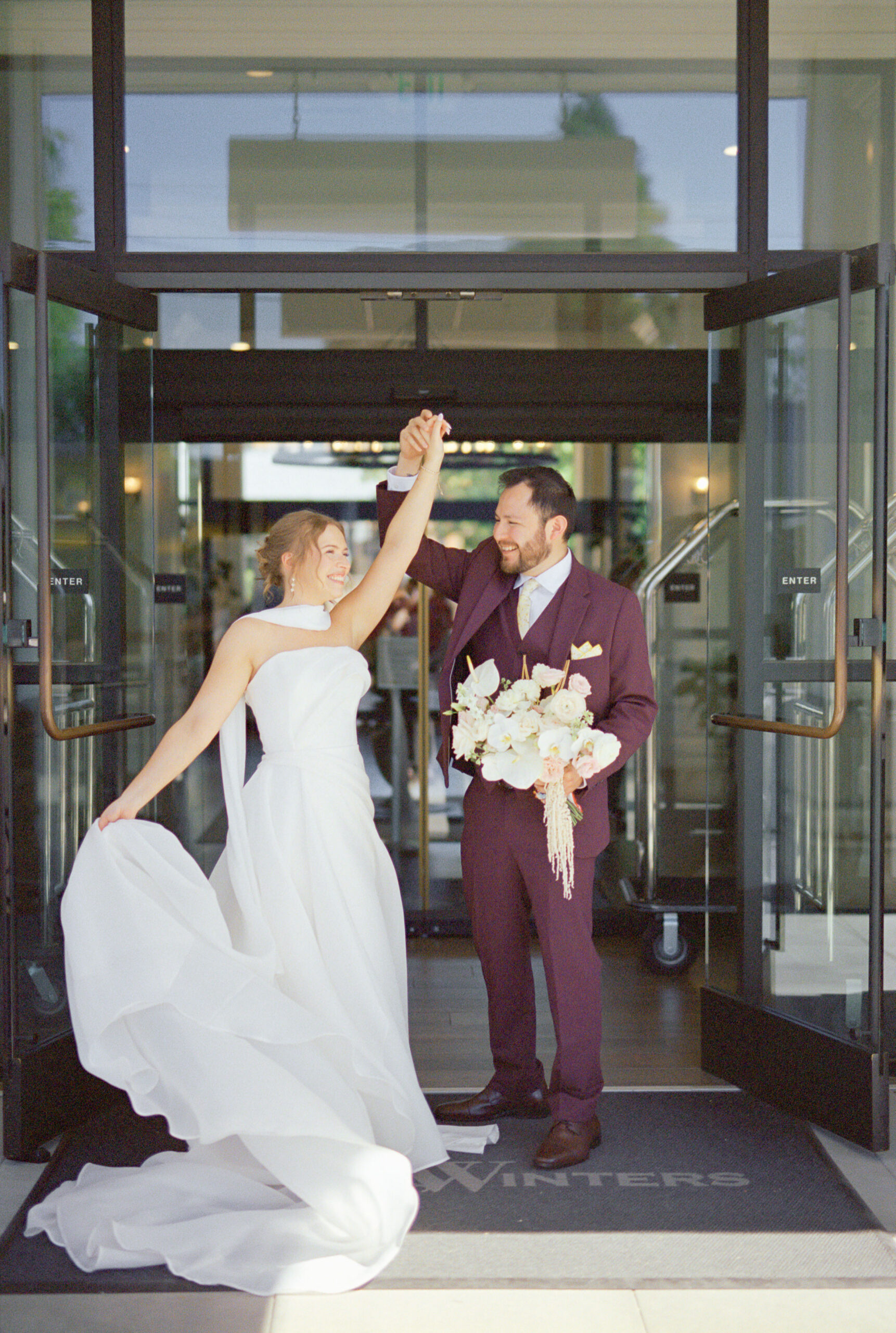 hotel winters wedding 35mm film wedding photos by Sacramento wedding photographers