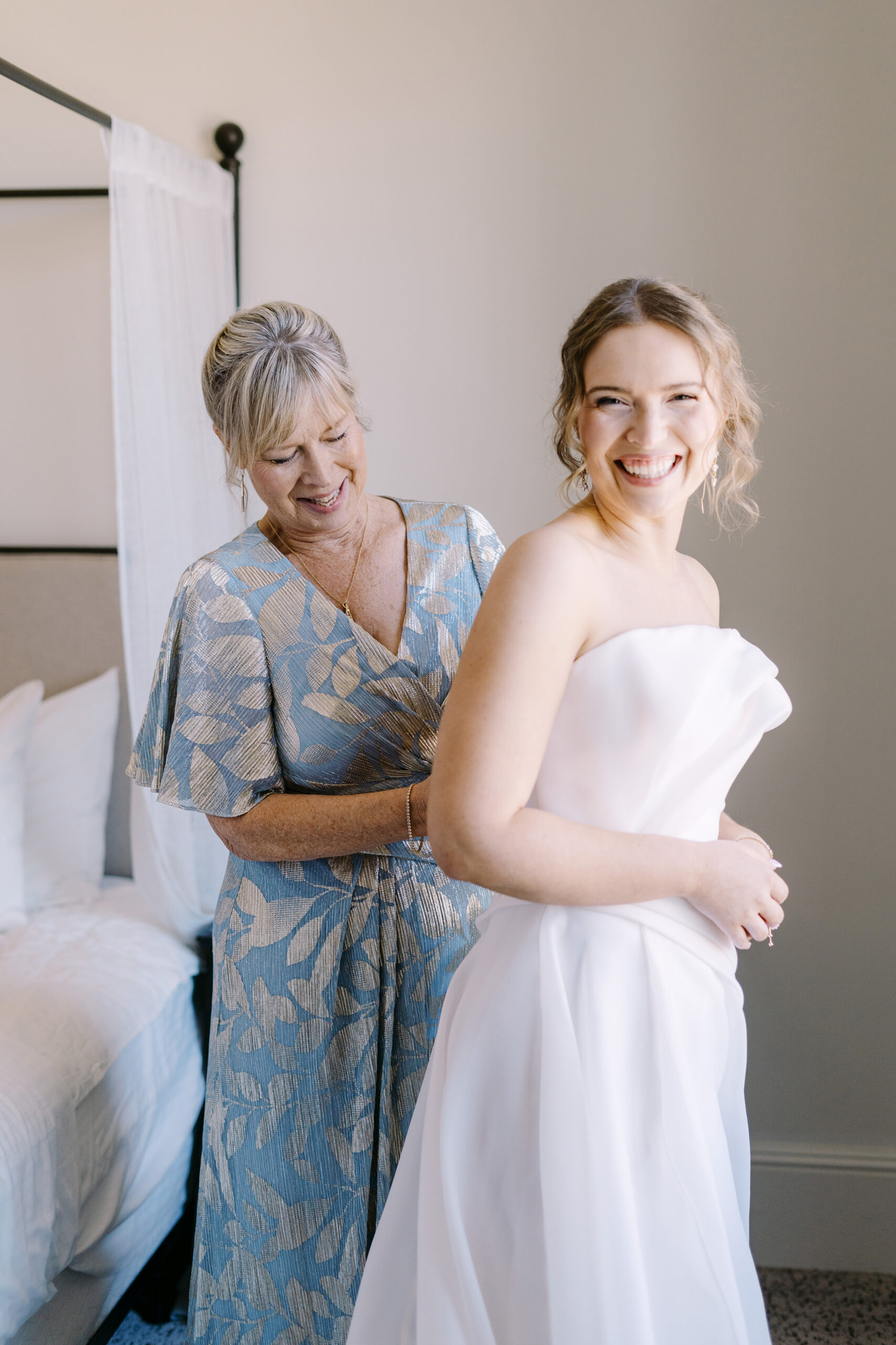 hotel winters wedding by Sacramento wedding photographers