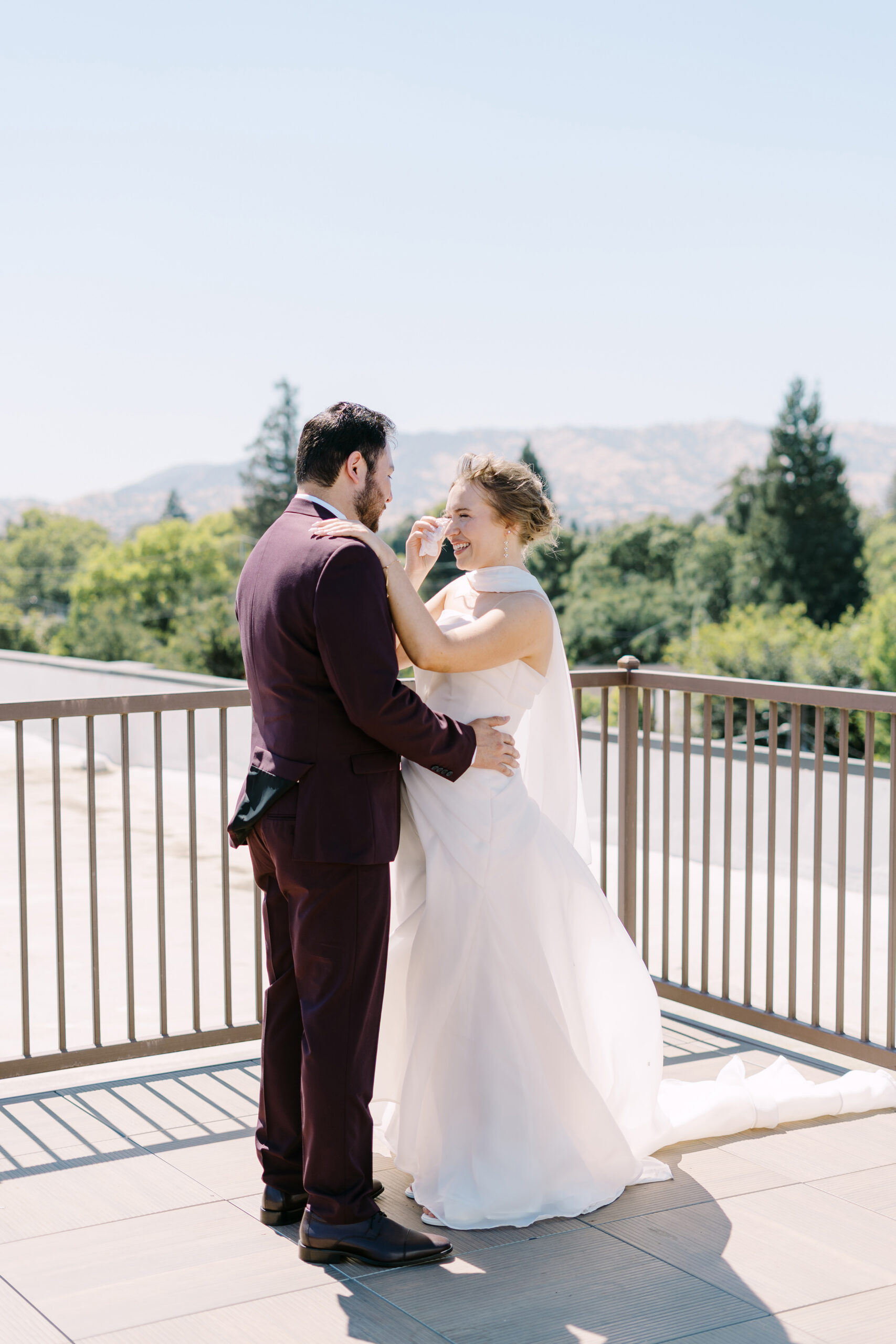 hotel winters wedding by Sacramento wedding photographers