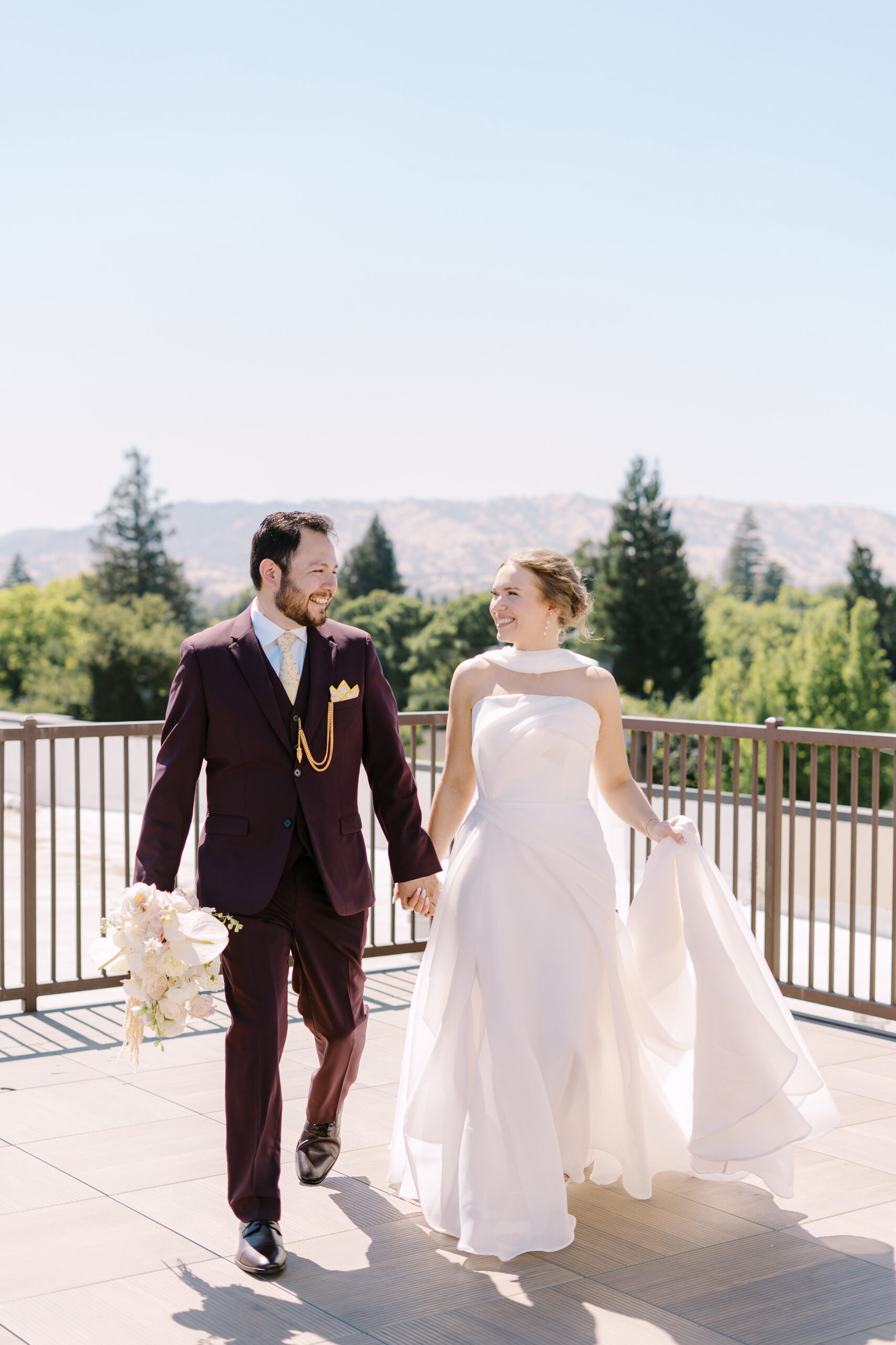 hotel winters wedding by Sacramento wedding photographers
