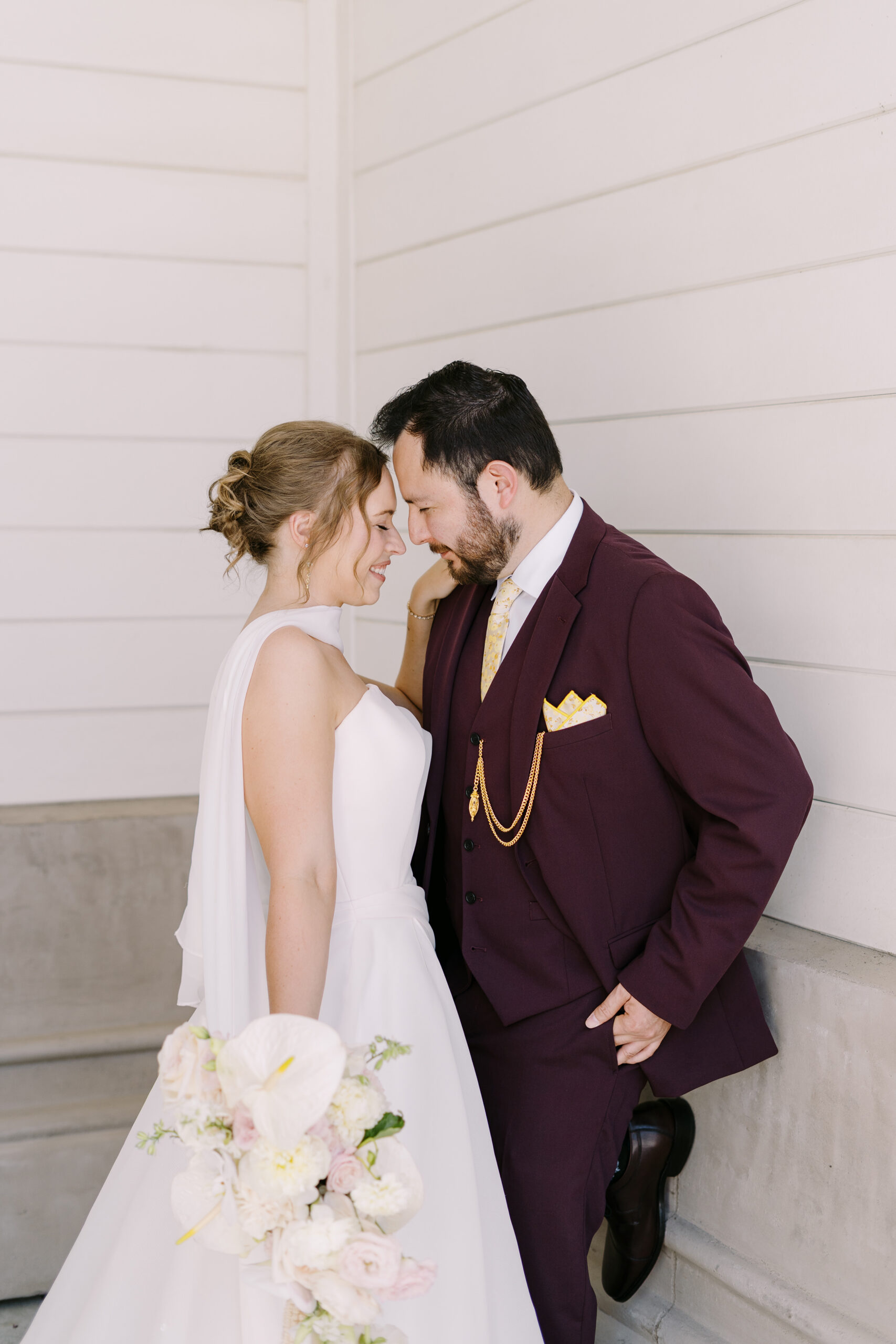 hotel winters wedding by Sacramento wedding photographers