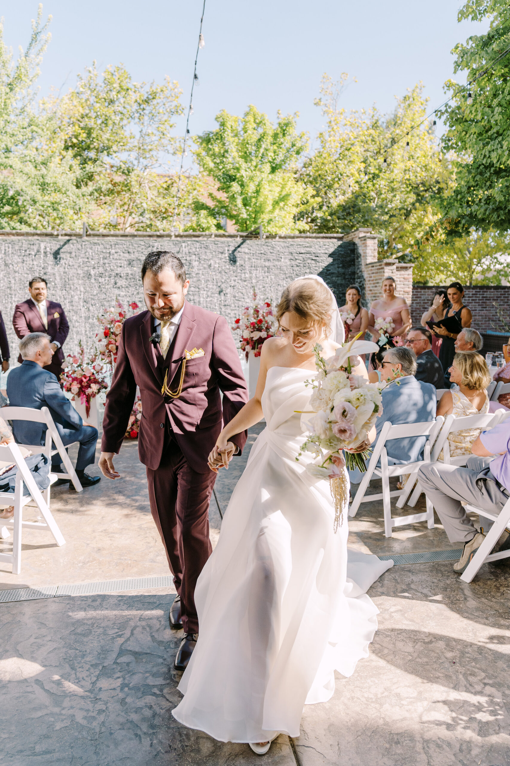hotel winters wedding by Sacramento wedding photographers