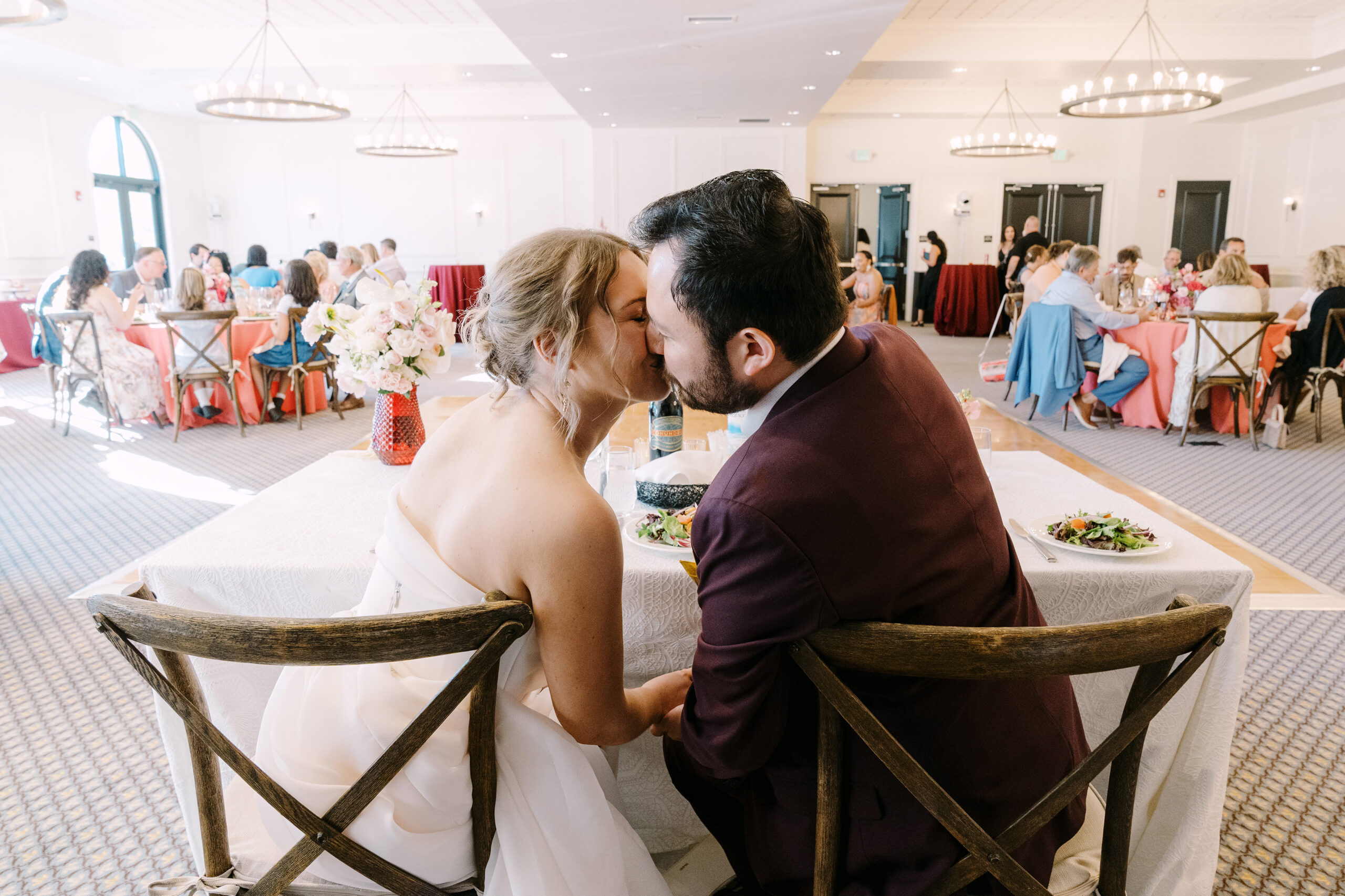hotel winters wedding by Sacramento wedding photographers