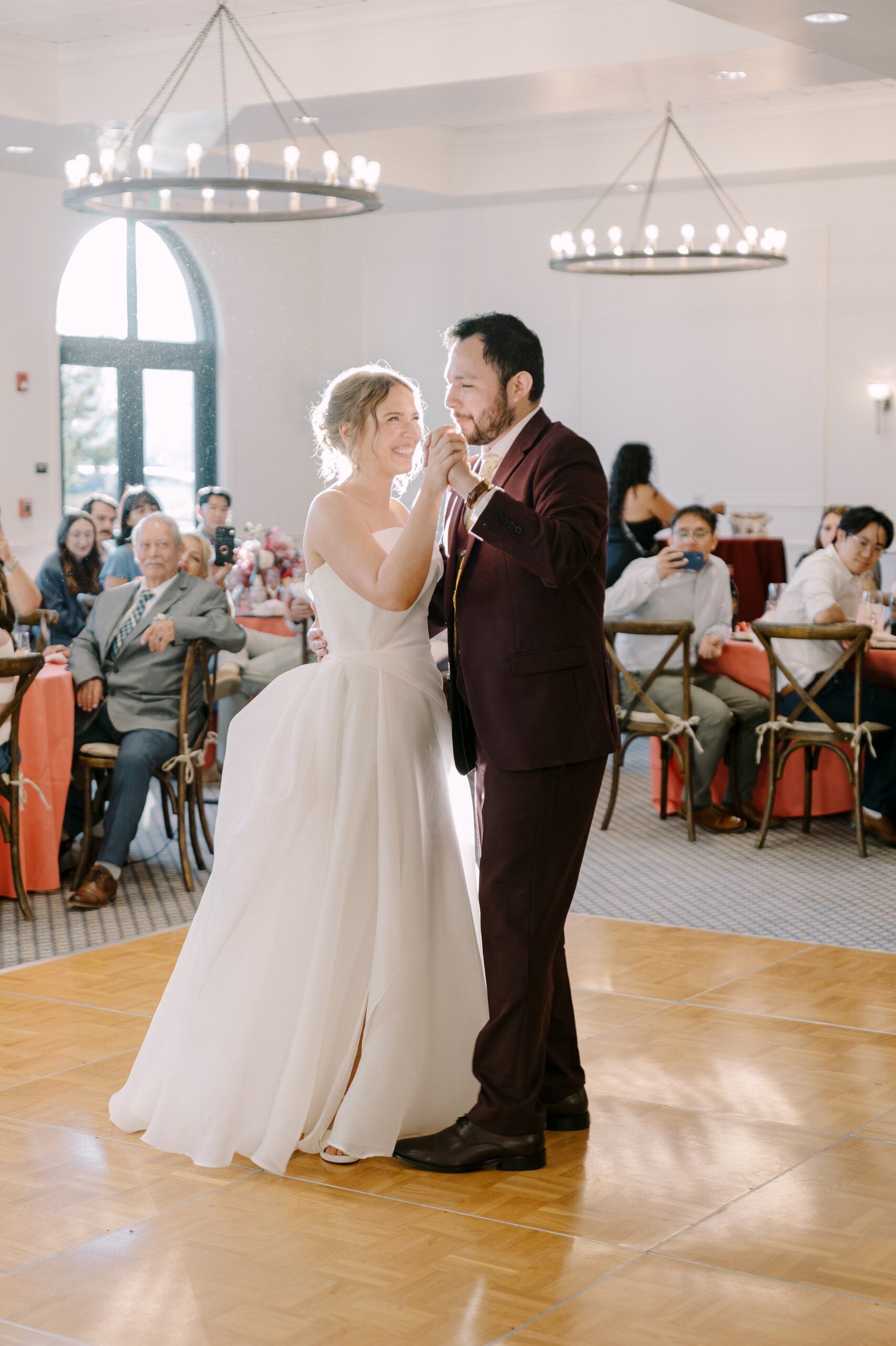 hotel winters wedding by Sacramento wedding photographers