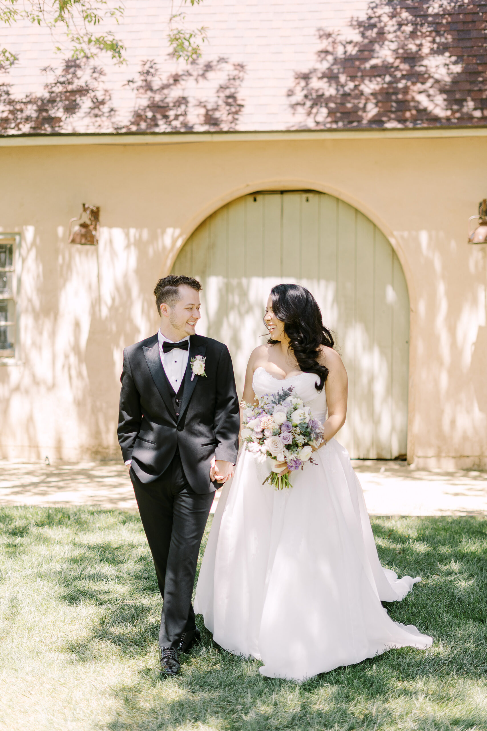 the maples woodland wedding by Sacramento wedding photographers Adrienne and Dani Photography