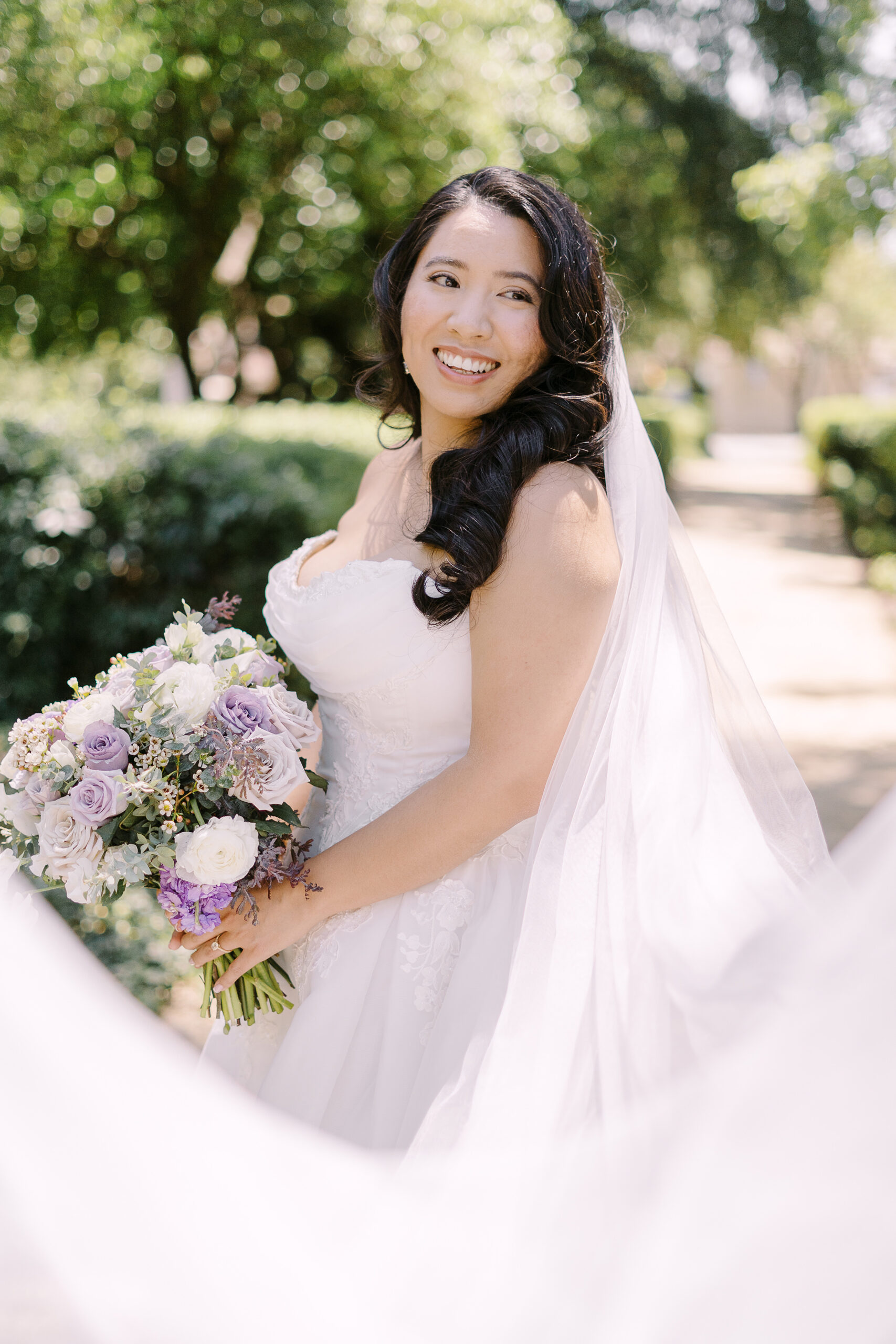 the maples woodland wedding by Sacramento wedding photographers Adrienne and Dani Photography