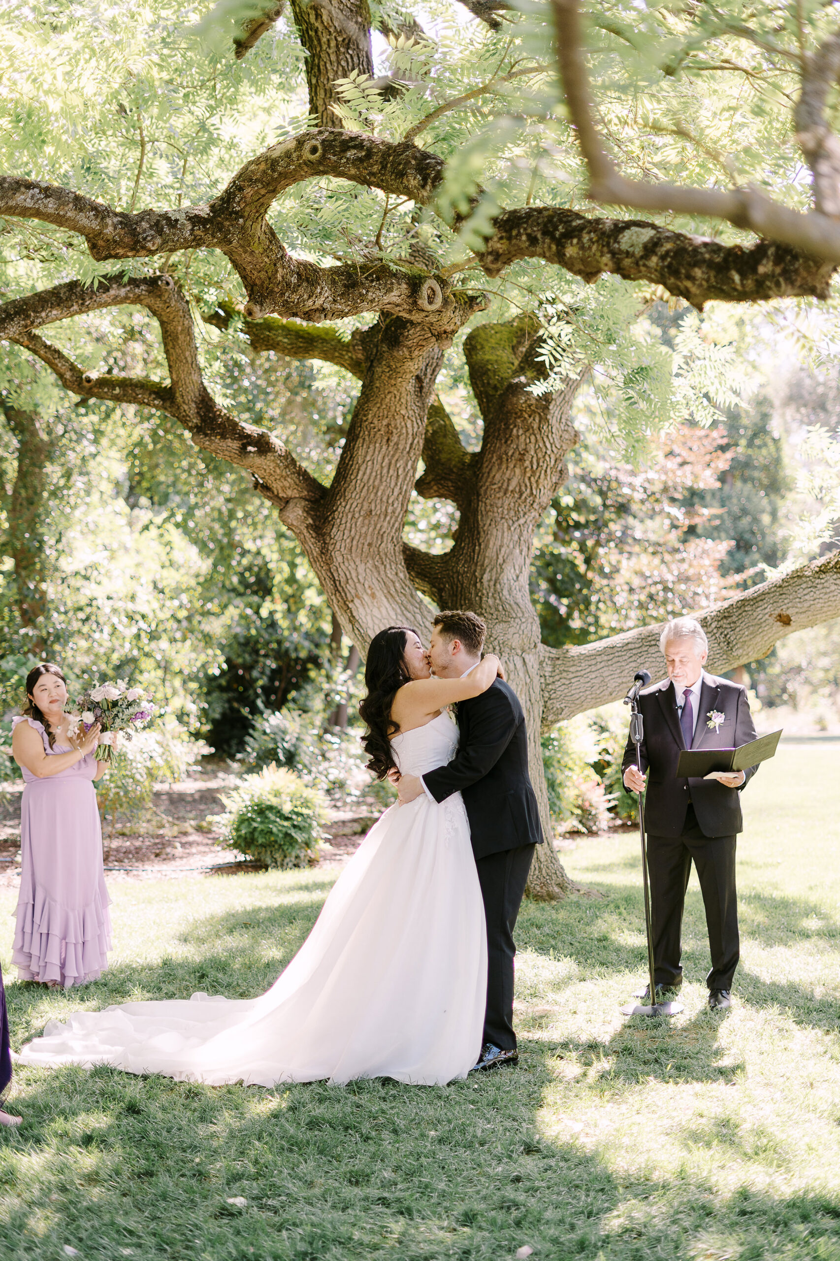 the maples woodland wedding by Sacramento wedding photographers Adrienne and Dani Photography