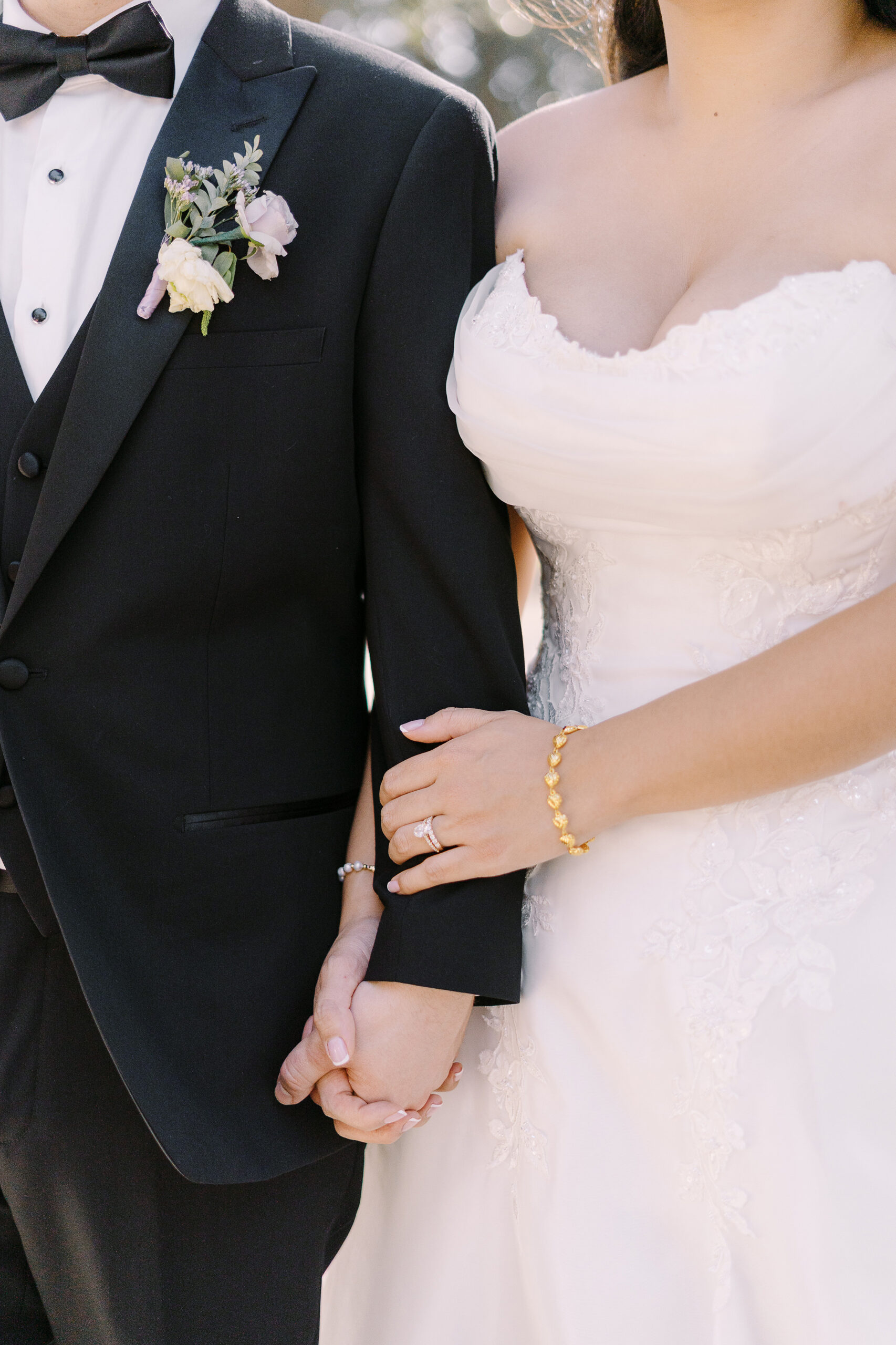 the maples woodland wedding by Sacramento wedding photographers Adrienne and Dani Photography