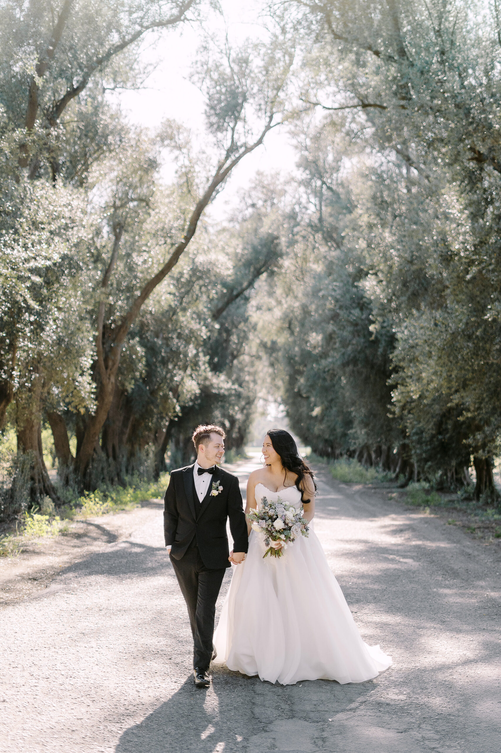 the maples woodland wedding by Sacramento wedding photographers Adrienne and Dani Photography